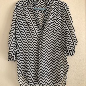 CHARLOTTE ROUSSE CHEVRON SHEER BLOUSE M